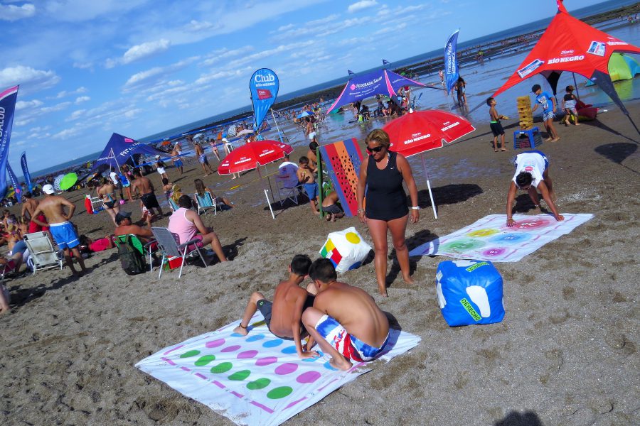 JUGAR Y MOVERSE ES SALUDABLE