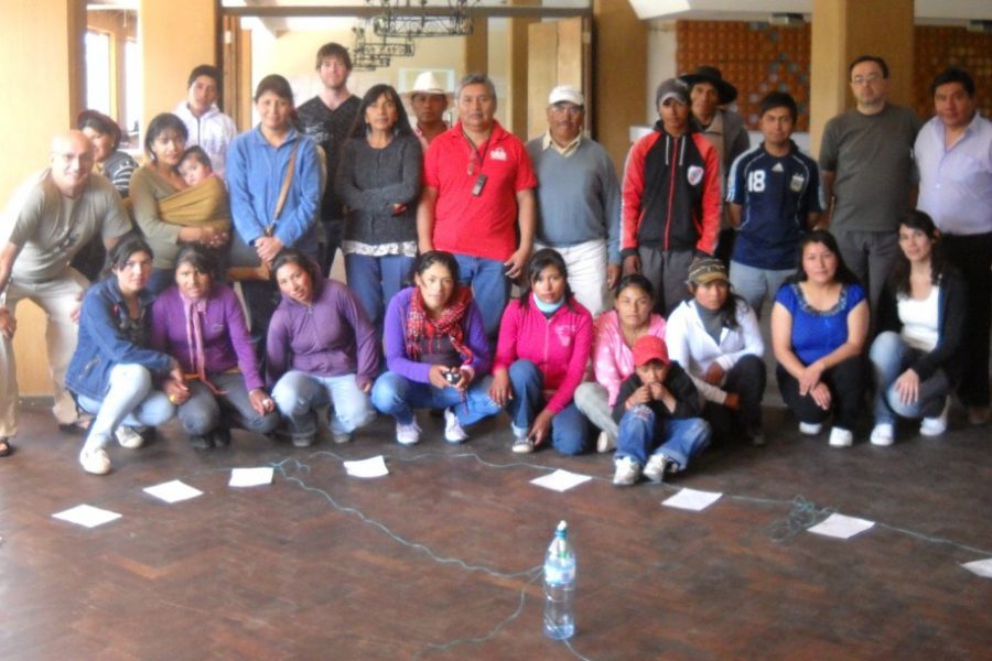 PLURIVERSIDAD WIPHALA